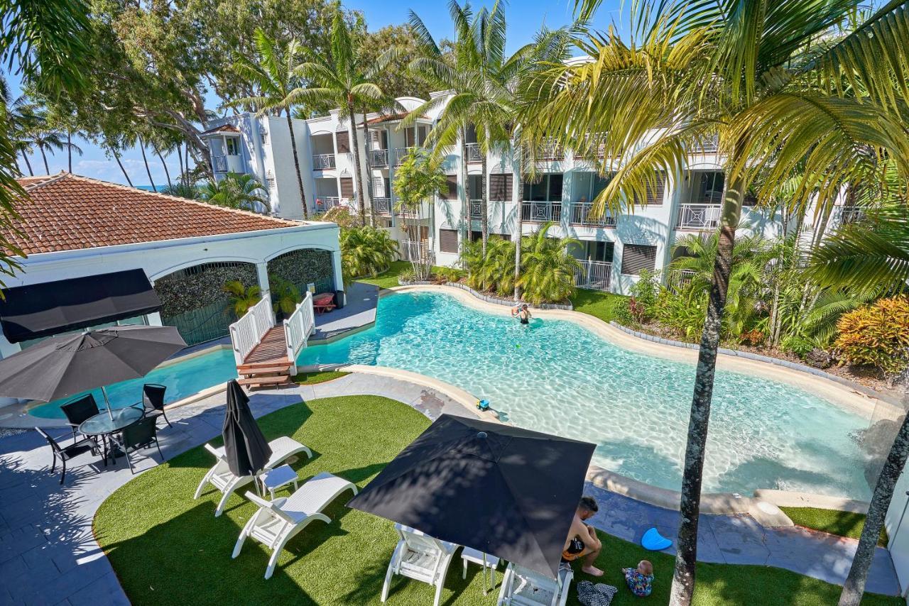 Alassio Beachfront Apartments Палм-Коув Экстерьер фото